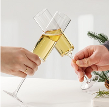Load image into Gallery viewer, Edge square Champagne Flutes - Set of 2