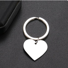 Load image into Gallery viewer, Stainless steel keychain heart | Keychains online | Keychains online Canada | Keychain online | Online gift store in Canada | Online gift store Calgary