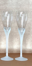 Load image into Gallery viewer, Frosted Tulip champagne flutes - wedding gifts in Canada