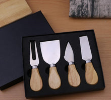 Load image into Gallery viewer, oak handle cheese set