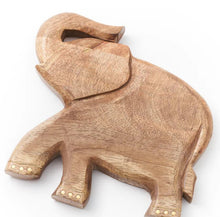 Load image into Gallery viewer, Mango wood cheese board - elephant | Engraving Reimagined | Buy Engraving items in Canada | Buy Engraving items in Calgary