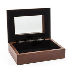 Load image into Gallery viewer, Personalized memory keepsake box with heart cover – perfect for storing cherished mementos, gifts, and special memories. Custom engraving available.