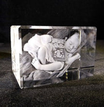 Load image into Gallery viewer, Crystal Rectangle wide 3 D photo cube | Buy photo cubes online in Calgary | Buy photo cubes online Canada | Gift shop Winnipeg