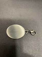 Load image into Gallery viewer, Oval Pewtertone Charm engravable