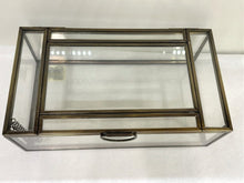 Load image into Gallery viewer, Glass and Copper Trinket Box