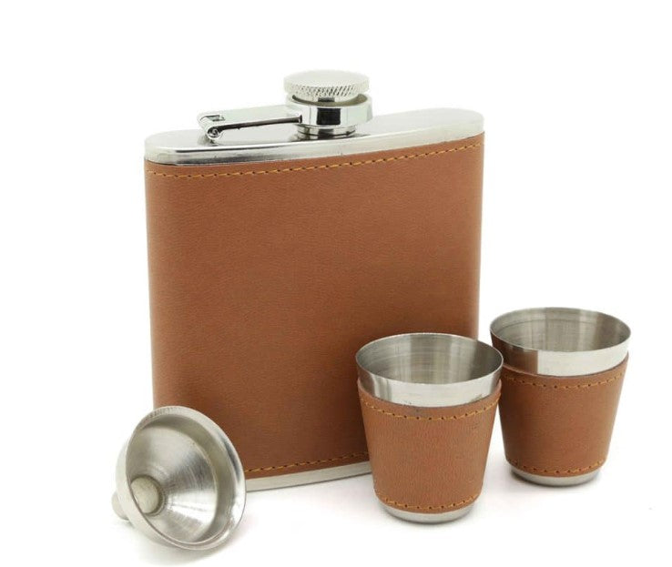 LEATHERETTE FLASK GIFT SET- Congac Brown