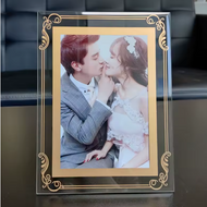 Elegant Glass Picture Frame with Gold Filigree Accents- 5x7
