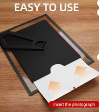 Load image into Gallery viewer, Floating Glass Photo Frame with Brushed Silver Border 4x6
