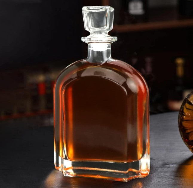 24oz Whiskey Glass Decanter | Whiskey glass decanter | Whiskey glass online Canada | Whiskey decanter online Calgary