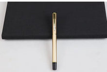 Load image into Gallery viewer, Signature Gel ball point pen-Gold
