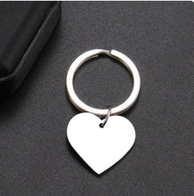 Load image into Gallery viewer, Stainless steel keychain heart | Keychains online | Keychains online Canada | Keychain online | Online gift store in Canada | Online gift store Calgary
