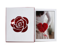 Load image into Gallery viewer, Red Rose Detail wedding photo frame and Album | Online roses in Canada | Gift store in Canada | Gift store in Winnipeg
