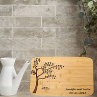 Personalized bamboo cutting board for wedding – Custom engraved gift made in Canada