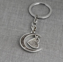 Load image into Gallery viewer, Love you to the moon and back keychain- I love you
