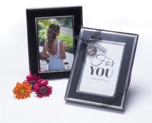 Load image into Gallery viewer, Photo frame | Memories photo frame | Photo frame in calgary | Photo frames in Canada | Buy online photo frames
